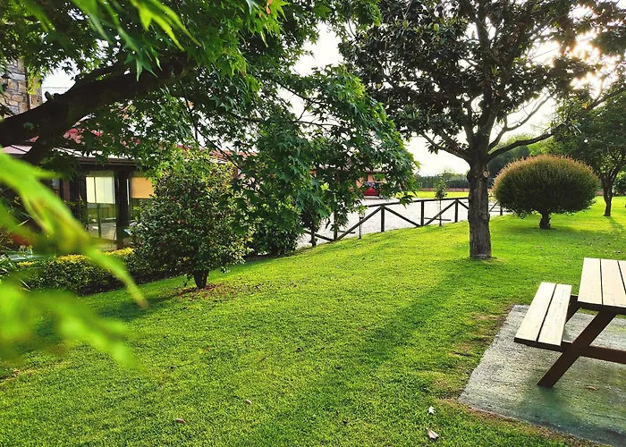 雷曼苏德特瑞维科旅馆 La Cavada